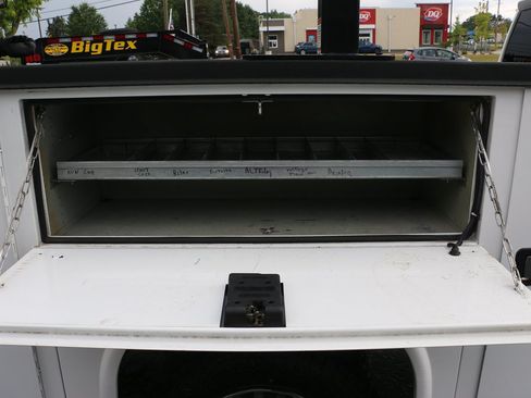 Used 2023 GMC Sierra 3500 Pro w/ Convenience Package AWD/4WD image 62