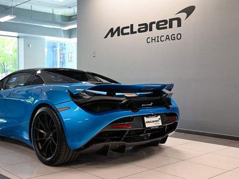 Used 2020 McLaren 720S Luxury RWD image 6