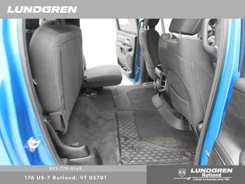 Used 2022 RAM 1500 Big Horn AWD/4WD image 12