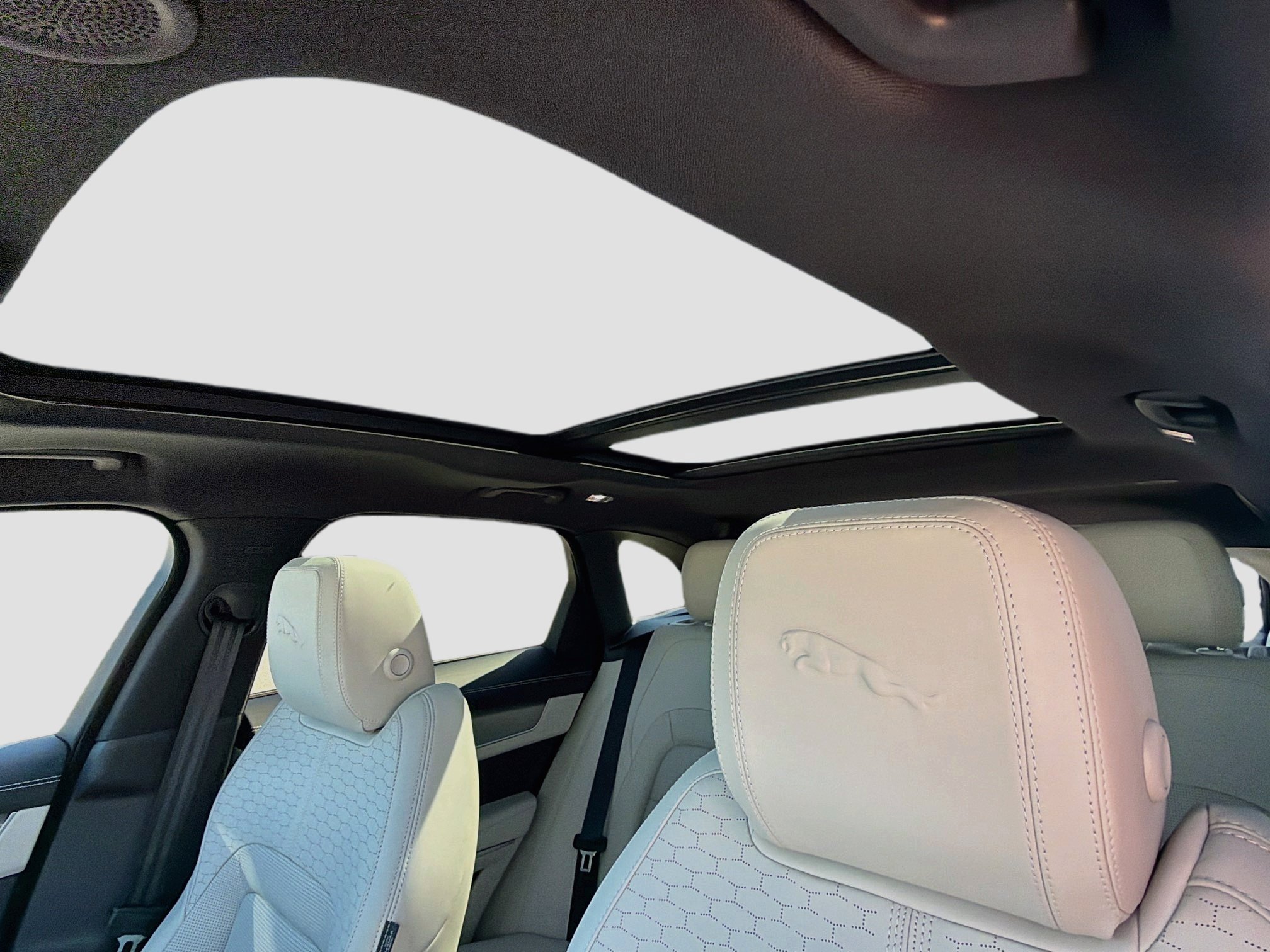 New 2026 Jaguar F-PACE R-Dynamic S AWD/4WD image 26