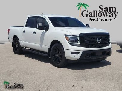 Used 2024 Nissan Titan SV w/ SV Convenience Package