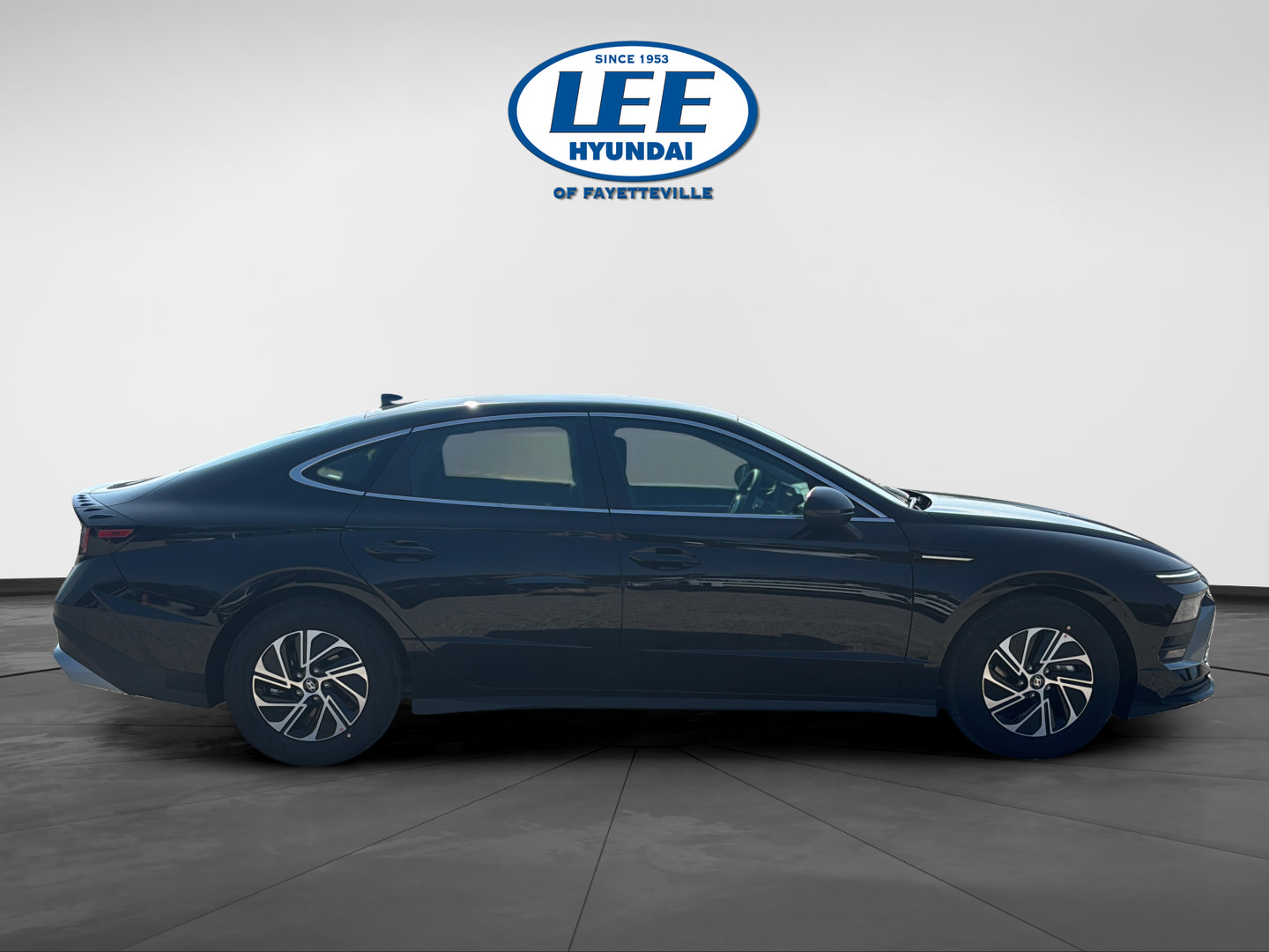 New 2026 Hyundai Sonata Blue FWD image 2