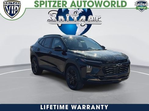 New 2026 Chevrolet Trax ACTIV w/ Sunroof Package image 2