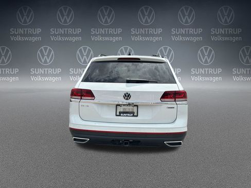 Used 2023 Volkswagen Atlas SE AWD/4WD image 4