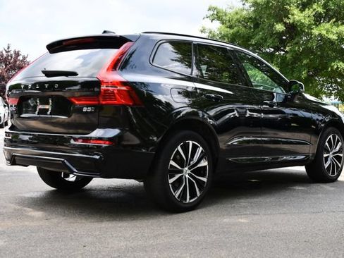 Used 2024 Volvo XC60 B5 Plus w/ Climate Package AWD/4WD image 7