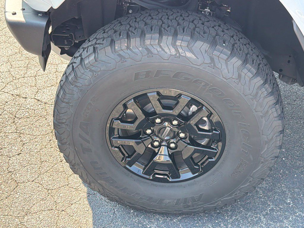 Used 2025 Ford Bronco Raptor AWD/4WD image 28
