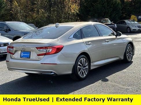 Used 2019 Honda Accord Touring image 2