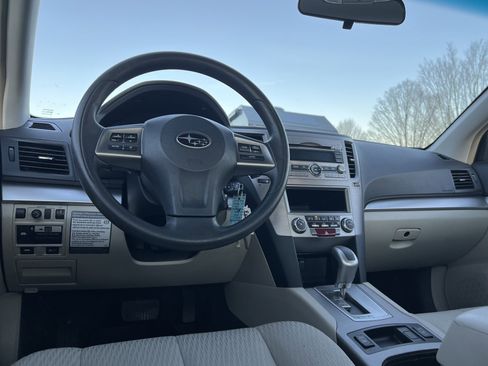 Used 2012 Subaru Legacy 2.5i image 14