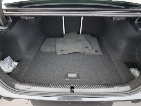 Used 2024 BMW i5 eDrive40i w/ M Sport Package image 23