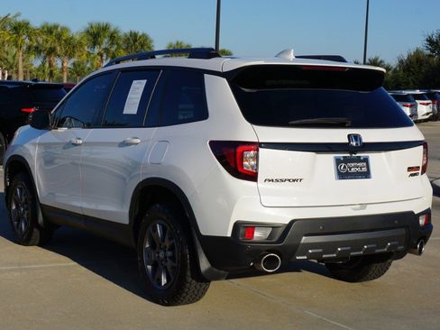 Used 2024 Honda Passport TrailSport image 8