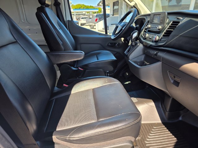 Used 2025 Ford Transit 150 Low Roof RWD image 15