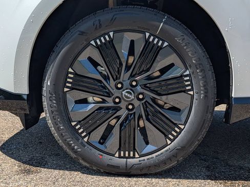 New 2026 Nissan Murano Platinum w/ Cargo Package AWD/4WD image 15