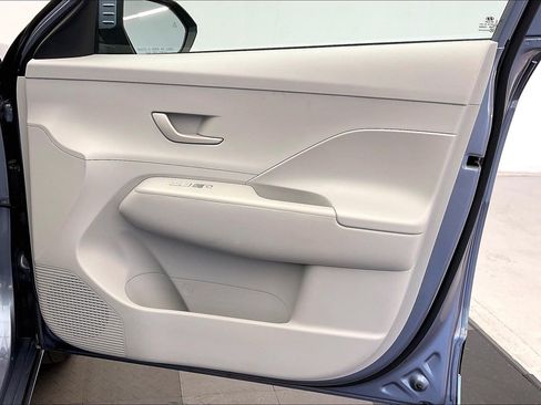 Used 2024 Hyundai Kona SE FWD image 26