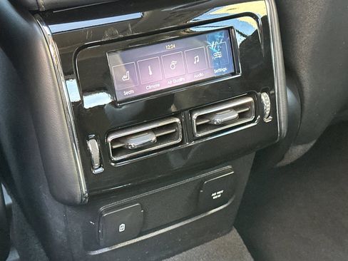 Used 2023 Lincoln Aviator Reserve w/ Equipment Group 201A image 12