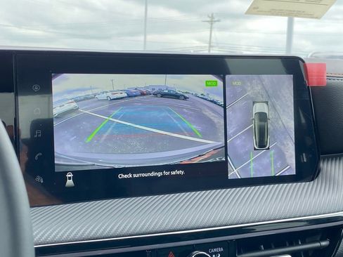 New 2025 Nissan Kicks SR w/ SR Premium Package image 26