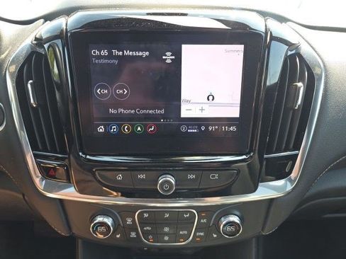 Used 2023 Chevrolet Traverse LT w/ LT Premium Package AWD/4WD image 23
