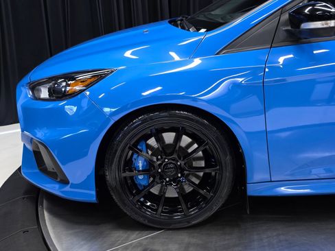Used 2018 Ford Focus RS AWD/4WD image 5