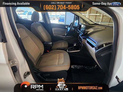 Used 2019 Ford EcoSport SE w/ SE Convenience Package image 8