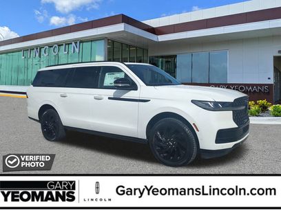 New 2025 Lincoln Navigator L Reserve w/ Jet Appearance Package