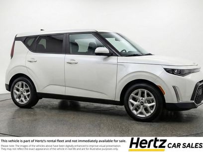 Used 2025 Kia Soul LX w/ LX Technology Package
