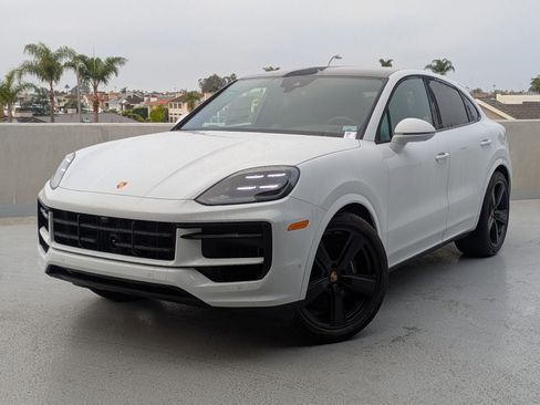 New 2026 Porsche Cayenne Coupe image 1
