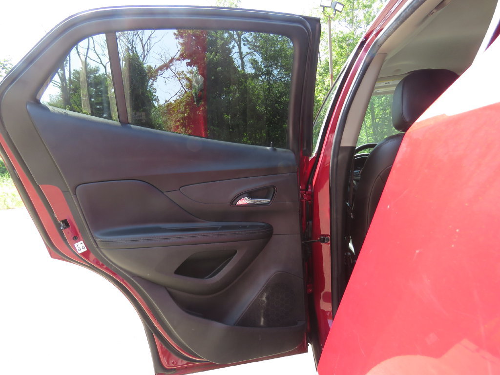 Used 2019 Buick Encore Preferred AWD/4WD image 18