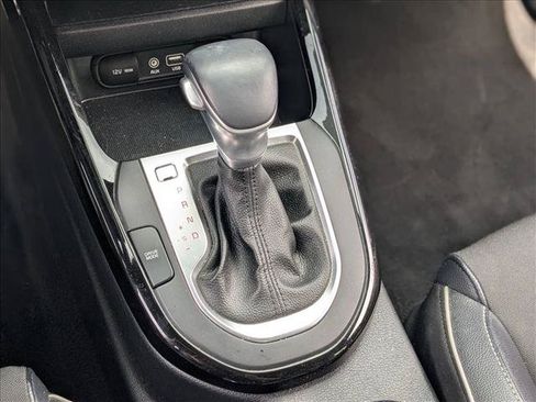 Used 2020 Kia Forte GT-Line FWD image 12