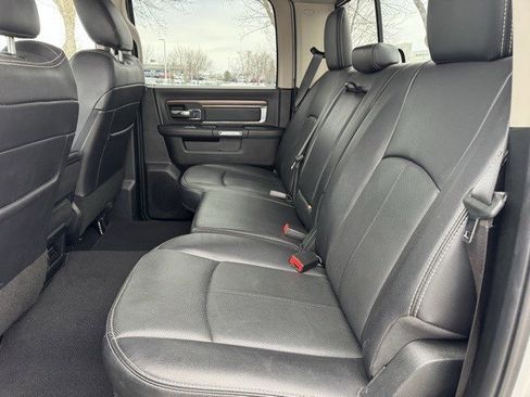 Used 2018 RAM 1500 Laramie image 27