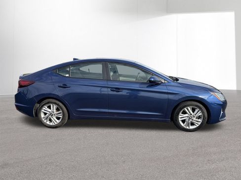 Used 2019 Hyundai Elantra SEL FWD image 9