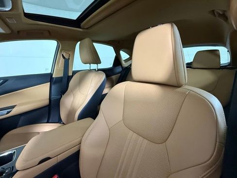 Used 2025 Lexus NX 350 AWD w/ Premium Package image 5