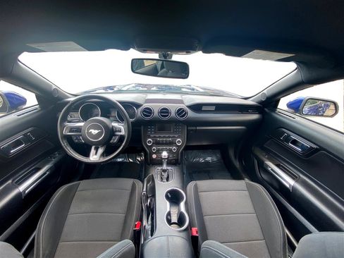 Used 2016 Ford Mustang 2dr Fastback V6 w/ Equipment Group 051A image 29