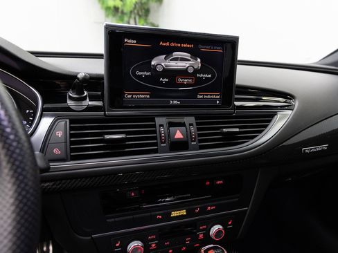 Used 2014 Audi RS 7 Prestige image 18