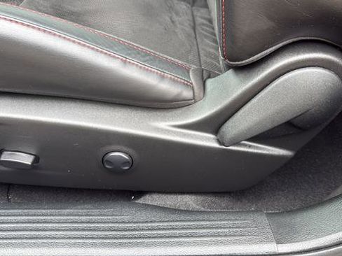 Used 2023 Dodge Challenger R/T Scat Pack w/ Plus Package image 13