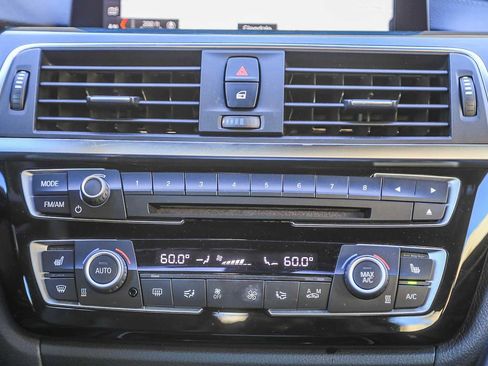 Used 2019 BMW 430i Coupe w/ Convenience Package image 10