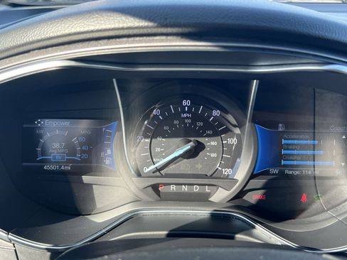 Certified 2018 Ford Fusion S image 25