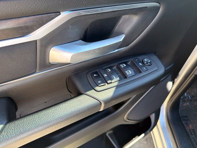 Used 2024 RAM 1500 Big Horn AWD/4WD image 33