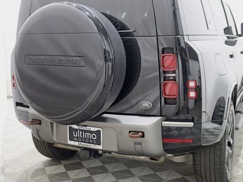Used 2021 Land Rover Defender 110 X-Dynamic HSE AWD/4WD image 12