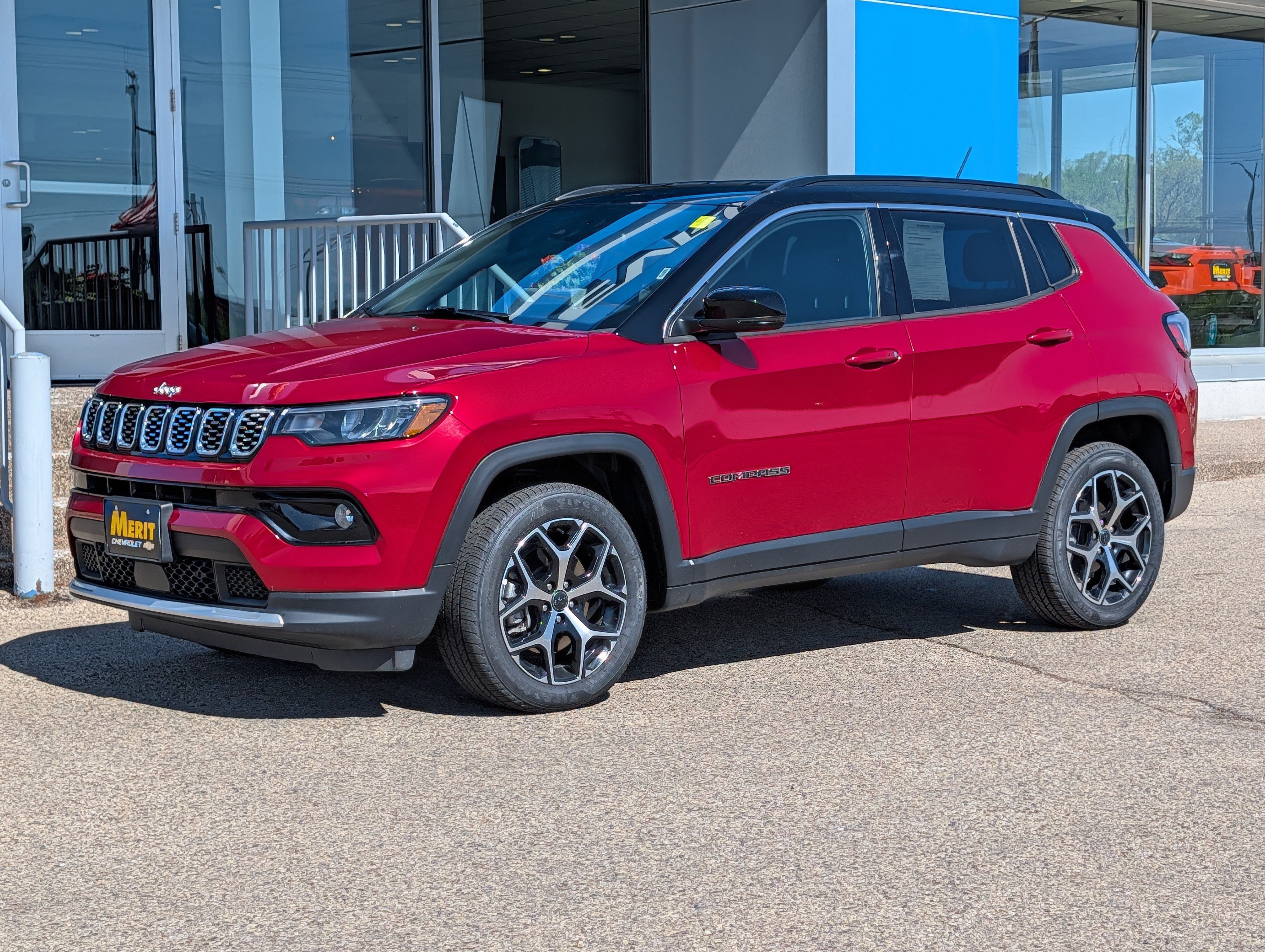 Used 2025 Jeep Compass Limited AWD/4WD image 6