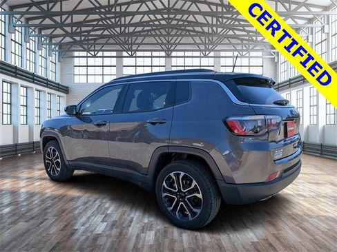 Used 2023 Jeep Compass Limited image 6