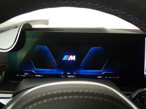 Certified 2025 BMW X7 M60i image 25