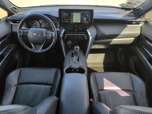 Used 2021 Toyota Venza XLE w/ Softex Package image 26