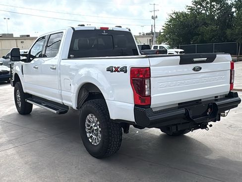 Used 2020 Ford F250 Lariat w/ Chrome Package image 7