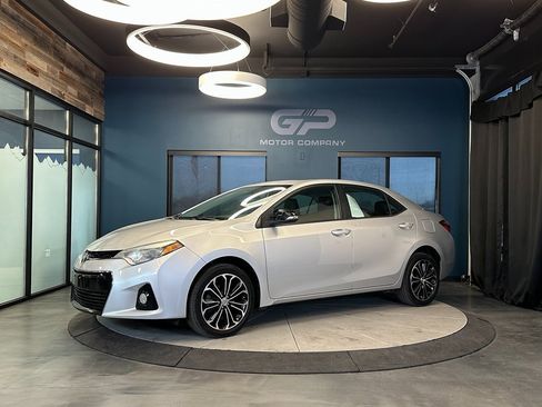 Used 2016 Toyota Corolla S image 7