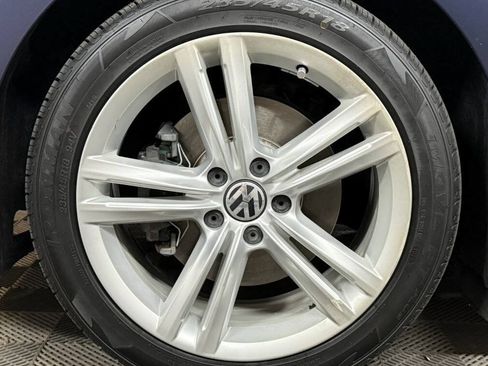 Used 2015 Volkswagen Passat 1.8T SE FWD image 26
