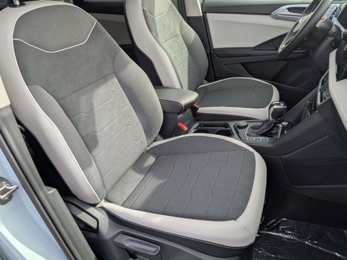New 2026 Volkswagen Taos SE AWD/4WD image 35