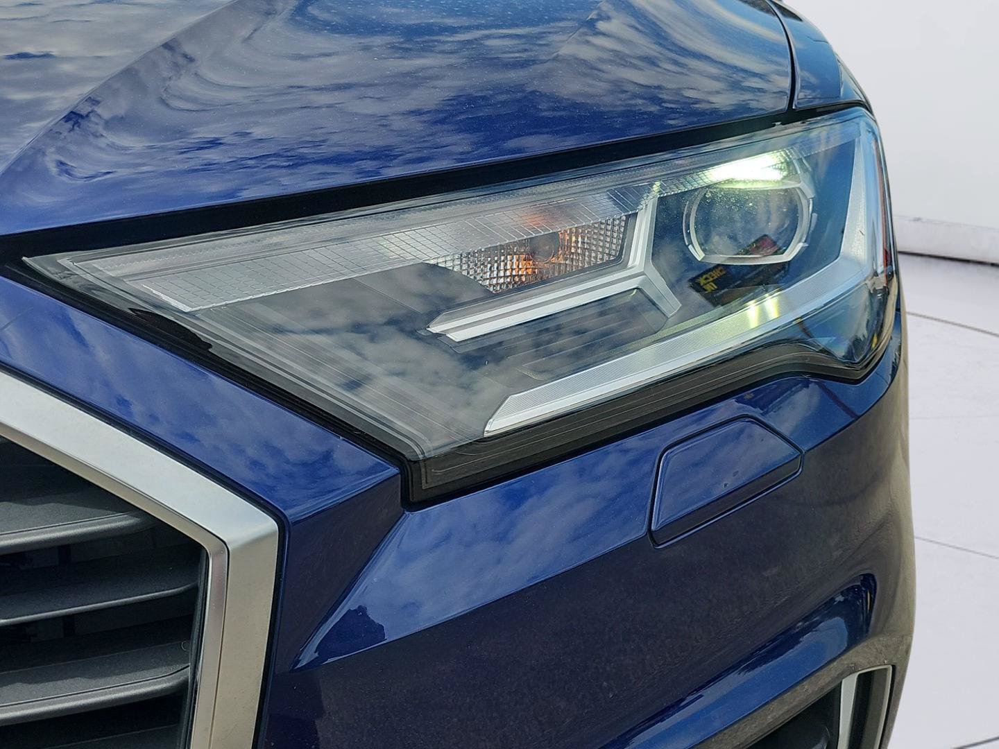 Used 2021 Audi Q7 2.0T Premium Plus w/ Premium Plus Package AWD/4WD image 10
