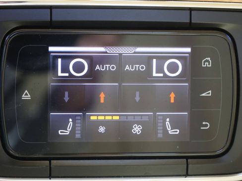 Used 2016 Bentley Flying Spur W12 AWD/4WD image 23
