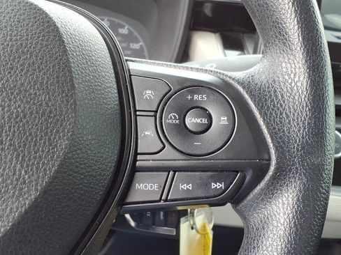 Used 2024 Toyota Corolla LE image 21