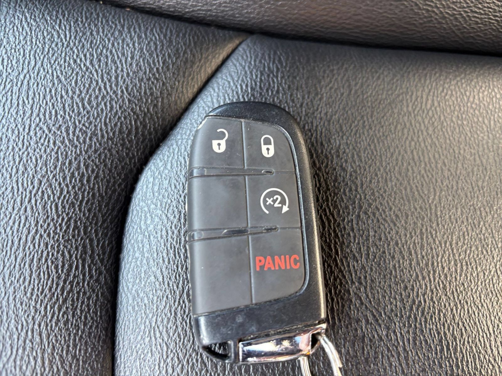 Used 2025 Jeep Compass Limited AWD/4WD image 25