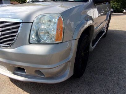 Used 2007 GMC Yukon SLT w/ SLT Preferred Equipment Group